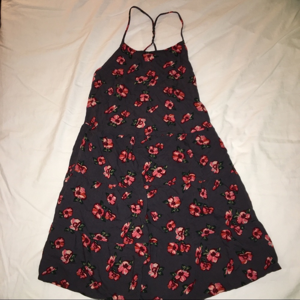 Hollister floral pattern open back summer dress